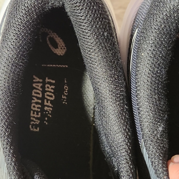 Asics Womens Sz 11  Gel-Excite 7 Amplifoam Running Shoes Black Athletic Sneakers - Picture 6 of 7